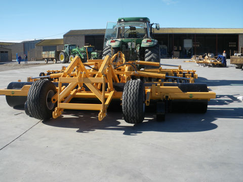 grada de discos ruedas