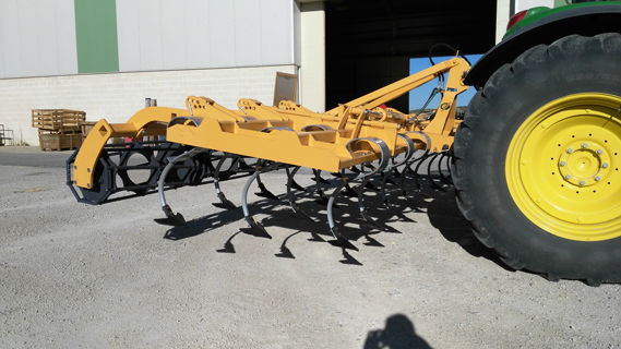 vibrocultivador vista lateral